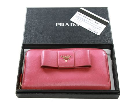 Prada Portafoglio Rosa large genuine leather wallet 